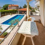 Villa Vista Apartment Pula