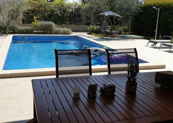 Villa Vista *
